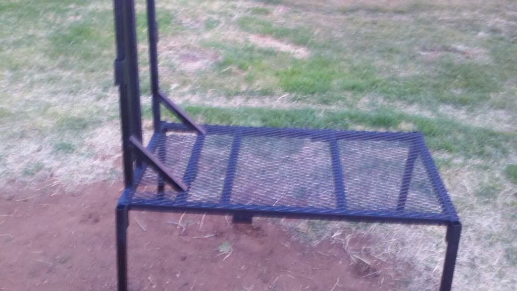 My $16.27 Milk Stand (Pic Heavy) - Goats